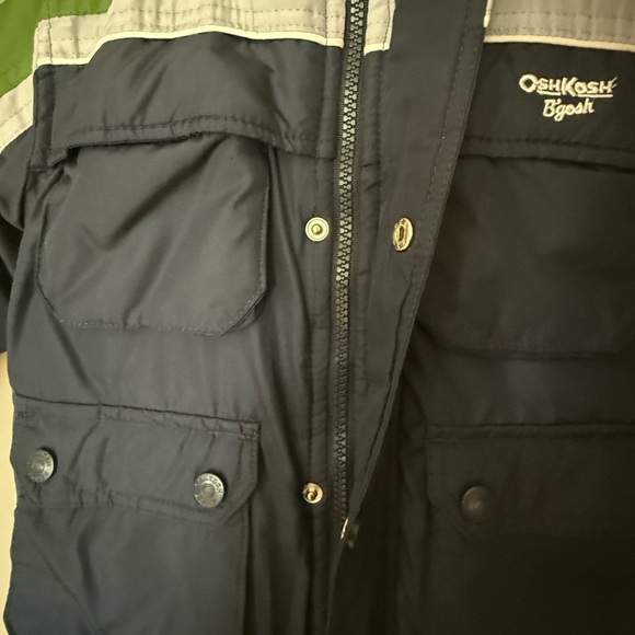 OshKosh B'gosh Kids Green and Navy Puffer Jacket - Picture 4 of 8